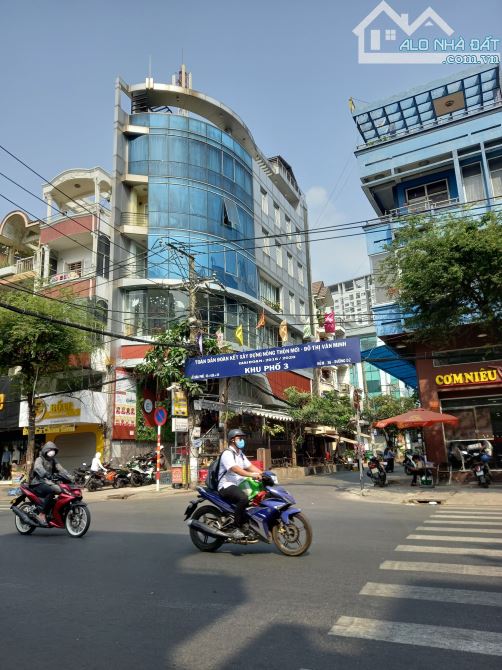 Diện Tích Đẹp Hiếm, MT Ung Văn Kiêm Ngay D2, P25, Bình Thạnh, 10.5x50m, cn 537m2, 125 Tỷ - 2