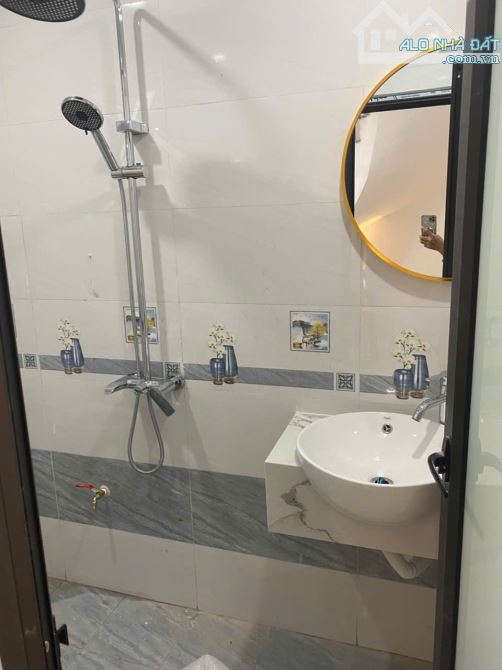 BÁN NHÀ LÔ GÓC PHÚ DIỄN HÀNG XÓM THANH HÀ Ô TÔ ĐỖ CỬA CHỈ 4,X TỶ - 2