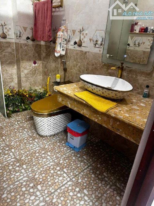 NHÀ BÁN, THẠNH LỘC 49, 4.5M X 19M, 3 TẦNG, HXH,GIÁ 4.9 TỶ TL - 2