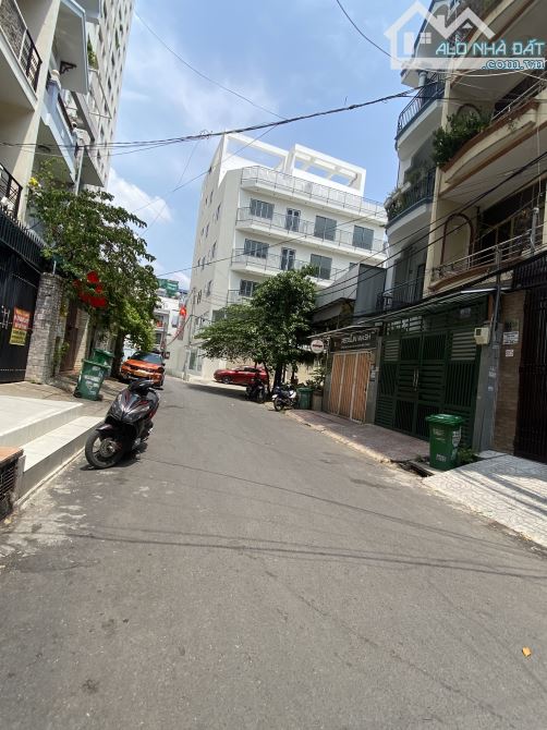 Bán Nhà Hẻm 69 Đường Nguyễn Gia Trí Quận Bình Thạnh.DT: 9x20m.Giá 31,5 tỷ - 2