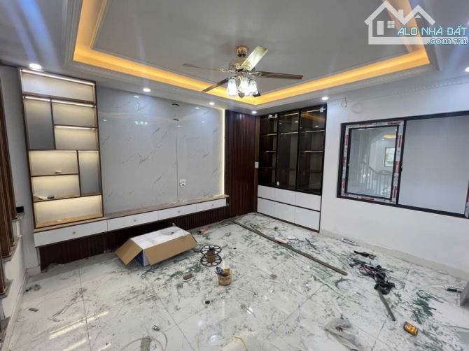Bán nhà Vĩnh Quỳnh 52m 5 tầng mới koong nội thất đẹp gần ô tô giá siêu hấp dẫn 6.85 tỷ - 2