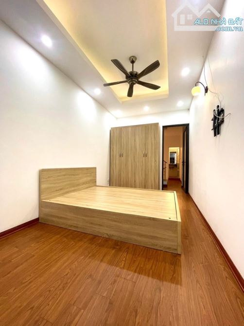 Nhà đẹp phố Hào nam full tiện ích - 2