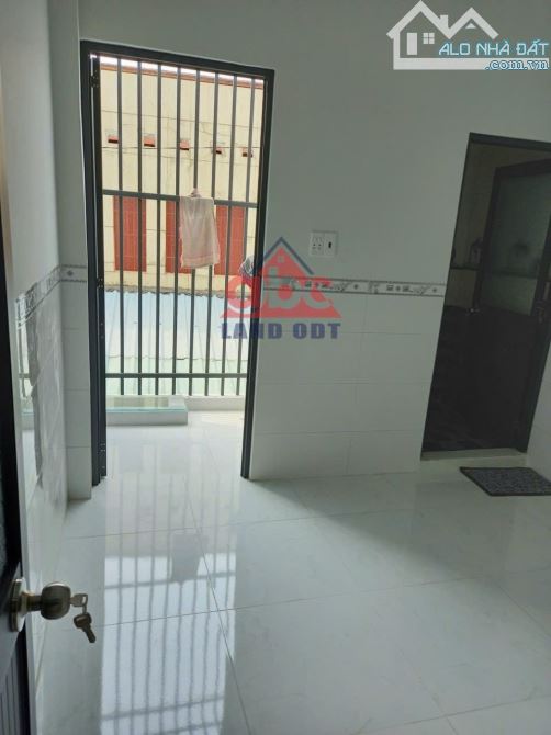 ✳️ Bán nhà 1 trệt,1 lầu ngay chợ Phúc Hải. P. Tân Phong 👉 Diện tích: 40m2 - 2