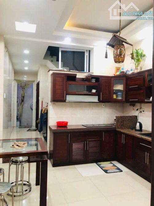 Nhà bán dt 96m2 đúc 5 tầng mặt tiền đường Tô Ngọc Vân, phường Thạnh Xuân, Q.12 giá 8tyxxx - 2
