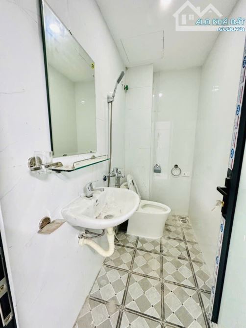 NHÀ RIÊNG ÂU CƠ – 44M² – NGÕ Ô TÔ – KINH DOANH NHỎ – MT ĐẸP – 2 TẦNG – GIÁ 2.2 TỶ - 2