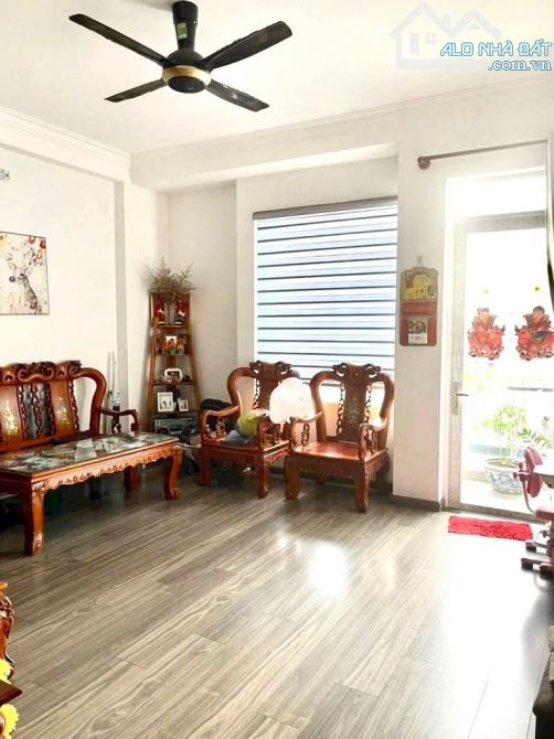 Bán nhà mặt tiền P12 Gò Vấp, Phạm Văn Bạch, 5x15m, 4 tầng, 10.xx tỷ - 2
