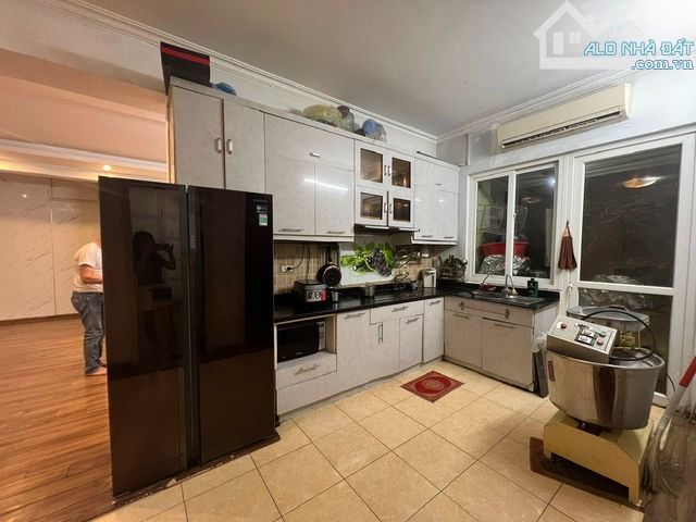 Bán chung cư A2 229 Phố Vọng, Hai Bà Trưng, 125m2, 3 ngủ, view đẹp  7,88 tỷ - 2