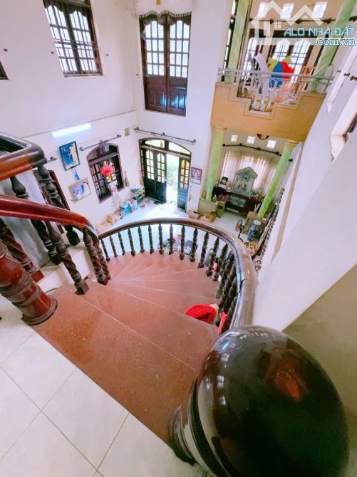 Bán biệt thự tân cổ điển MT đường Dã Tượng Tâm huyết P.Tam Hoà .TP Biên Hoà. GX Bùi Thượng - 2