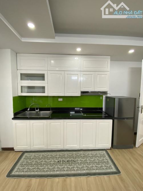 Bán căn hộ chung cư Hoàng Đạo Thành! Ngõ ô tô, nhà mới, PCCC đảm bảo, ~60m2 2n1wc 2..tỷ - 2