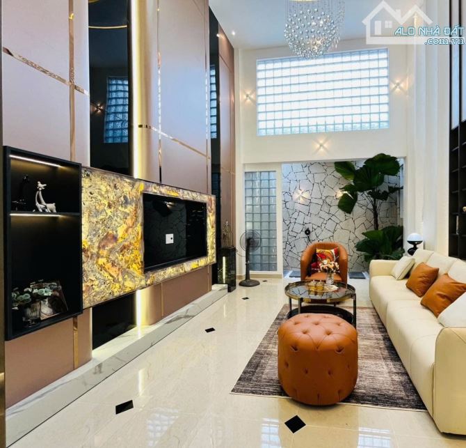 🌟 MẶT TIỀN SẦM UẤT – Bán nhà Nguyễn Văn Trỗi – 76m² – 1 trệt, 2 lầu – 4PN - 2