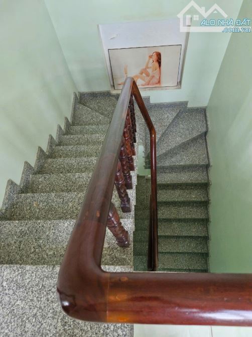 Nhà 4 Tầng ô tô đậu ở cửa,sàn nhà bê tông cốt thép. - 2