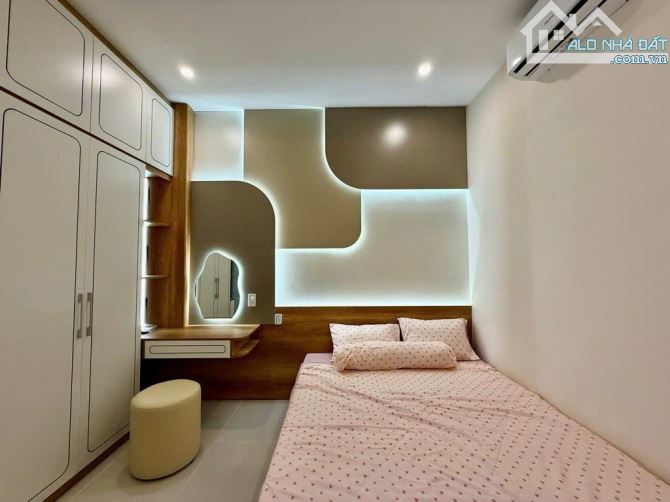NHÀ ĐẸP TRUNG TÂM TP – GIÁ TỐT – CHÍNH CHỦ CHỈ 4 TỶ X NHẸ - 2