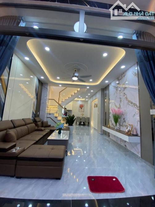 HẺM XE HƠI, 3 TẦNG, TRUNG TÂM P.9, GV, GIÁ NHỈNH 6 TỶ - 2