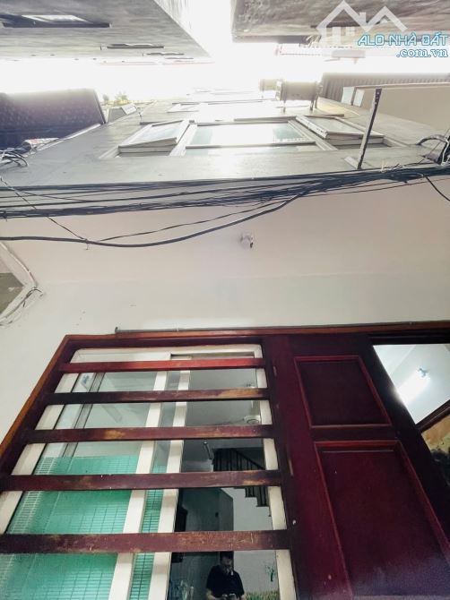5m ra Phố Tam Khương, ngõ thông, nhà dân xây 6 tầng đẹp sổ 32m2. Kdoanh + CTY. Giá 8.5 tỷ - 2