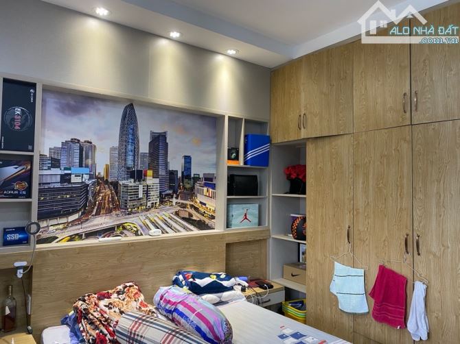 Ở NGAY! Bán Nhà Đẹp 5 Tầng Xe Hơi Thông Lê Văn Sỹ, 46m2, 9 Tỷ TL - 2