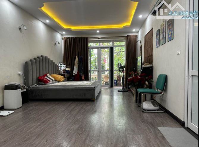 Bán nhà Hồ Đền Lừ - #70m2 - THANG MÁY - view Hồ cực thoáng - Ô TÔ ĐỖ CỬA - ở cực sướng . - 2