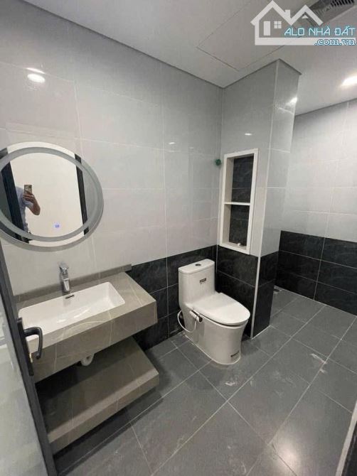 VIP NGÕ 12 ĐÀO TẤN - PHÂN LÔ Ô TÔ TRÁNH 15M - 2 MẶT NGÕ - 43M² - 5 TẦNG DÂN XÂY CHẮC CHẮN - 2
