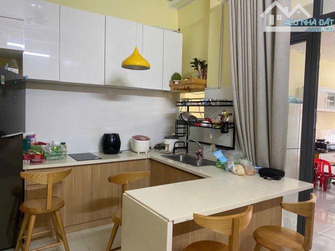 Nhà mặt tiền đường Hương Sơn - KHU BÀN CỜ TTTP NHA TRANG  6.3tỷ - 2
