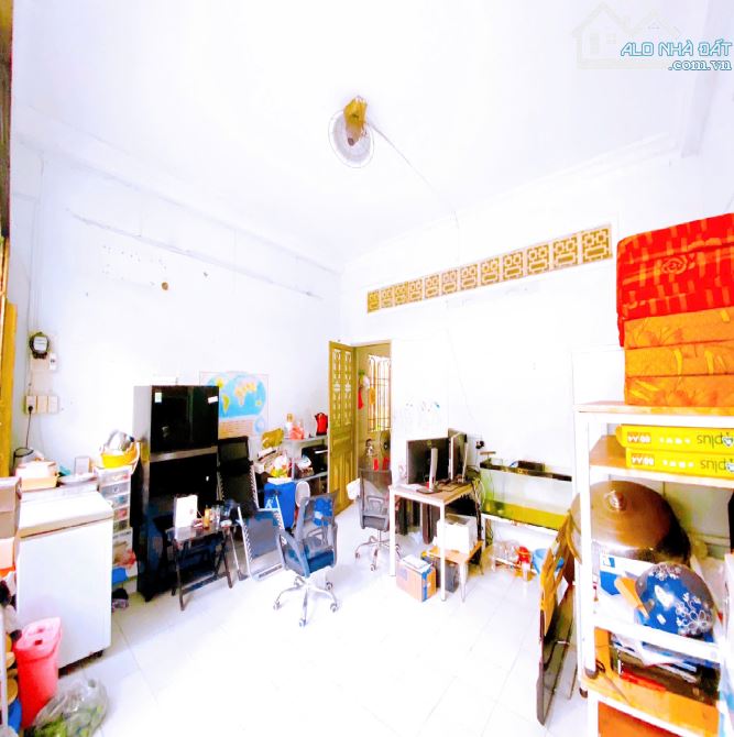 Bán nhà đẹp nở hậu, hẻm Ô tô Cách Mạng Tháng Tám, Quận 3, Diện tích 6.5 x 12 m, Giá 18 tỷ - 2