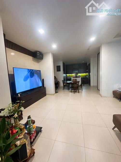 Chỉ Ngoài 40 Tỷ! Bán Nhà Phân Lô Ngõ 40 Xuân La, Tây Hồ - 2 Mặt Tiền - Ô Tô Tránh - 112M2 - 2