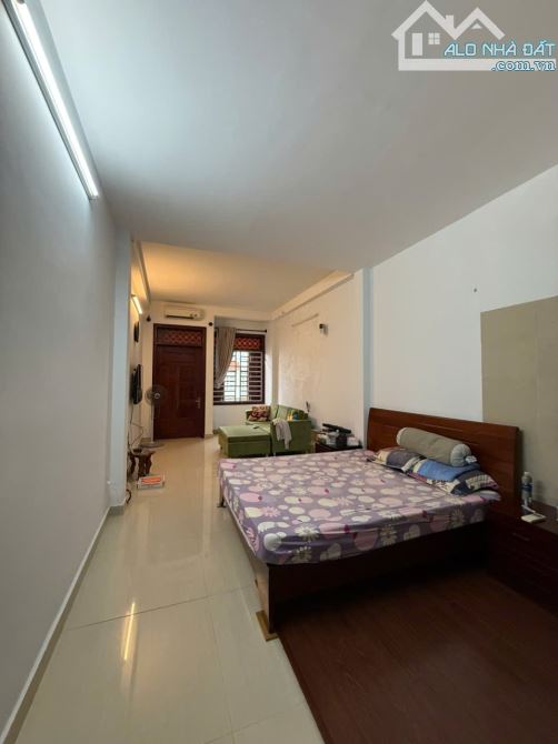 Bán nhà 4 tầng đường Nguyễn Hữu Huân-trung tâm ô bàn cờ Nha Trang kinh doanh sầm uất - 2
