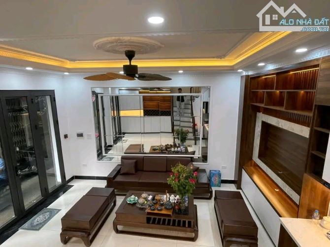 BÁN NHÀ QUANG TRUNG - HÀ ĐÔNG - 55M - 5T - PL - OTO - KD - NHỈNH 15 TỶ. - 2