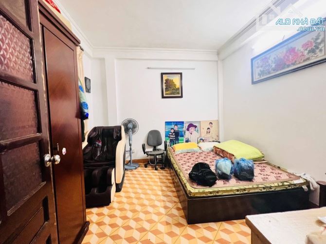 Bán nhà Cầu Giấy, 33m2, 4T, 6.4 tỷ. Nhà đẹp ở ngay dân xây - 2