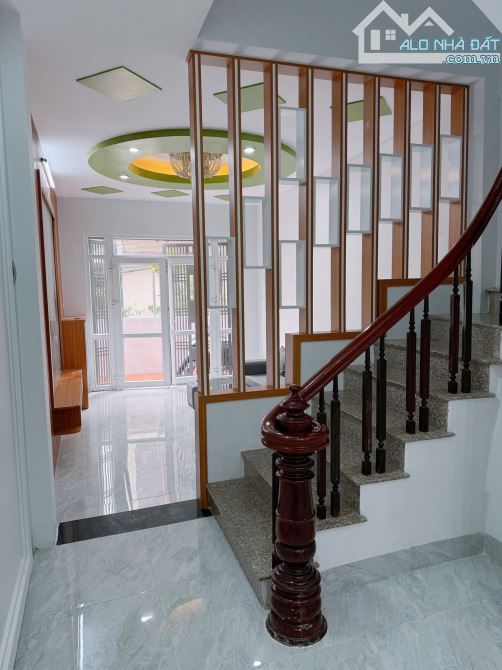 Bán Nhà Nguyễn Đạo An - Bắc Từ Liêm-Full Nội Thất - Sát Phố -Gần Ô Tô- 45M x 5T Giá 7.9 Tỷ - 2