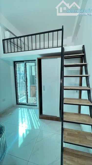 Cho Thuê CCMN Ngõ 87 Yên Xá Thanh Trì 25m2 Gác Xép Bếp Riêng Ban Công Thang Máy Gần Chợ - 2