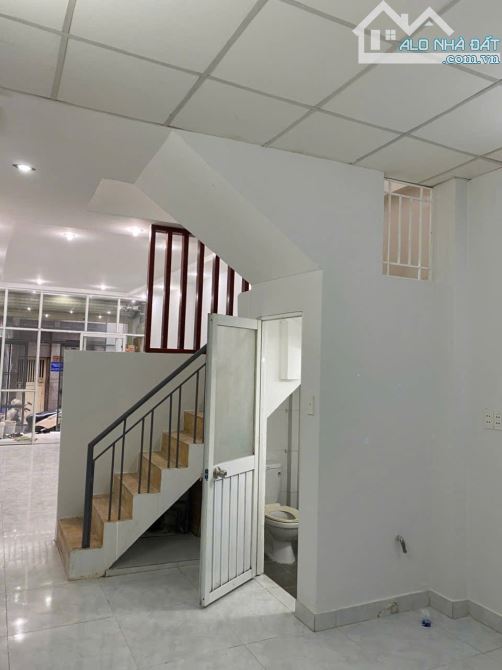 BÁN NHÀ 2 TẦNG - HXH CÁCH MẠNG THÁNG 8 – PHƯỜNG 10 - QUẬN 3 – 14,2 TỶ - 2