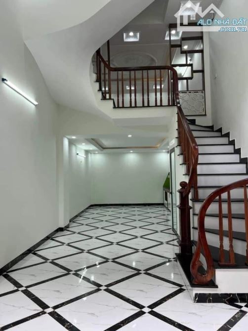 Bán nhà cổ điển B, Tứ Hiệp, Thanh Trì , 60m /5 tầng chỉ hơn 5 tỷ - 2