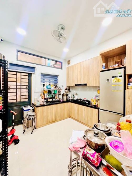 Lê Văn Sỹ - Quận 3 - sát hông trường THCS Đoàn Thị Điểm - hẻm xe hơi quay đầu - 6.35 tỷ - 2