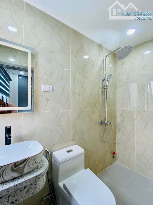 Siêu Phẩm Mặt Tiền💎Phạm Huy Thông, P.6💎4,7x14m 5 Lầu Thang Máy💎5PN 7WC💵15,5 Tỷ - 30