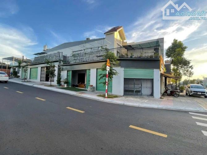 LÔ GÓC MẶT TIỀN PHẠM HÙNG - TRẦN QUANG DIỆU - P. LONG TOÀN - TP BÀ RỊA - 3