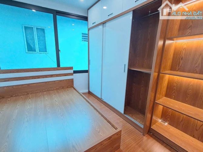 NHÀ ĐẸP VỪA Ở VỪA KINH DOANH NGAY THÁI THỊNH-TRUNG TÂM-ĐỐNG ĐA CHỈ NHỈNH 6tỷ - 3
