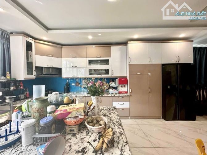 PHÂN LÔ BÀN CỜ – Ô TÔ TRÁNH – THANG MÁY – 2 MẶT THOÁNG – KINH DOANH VĂN - 3