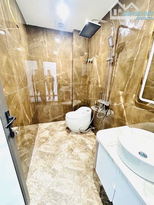 Nhà mới tinh ở Khâm Thiên thang máy gần phố ngõ nông - 3