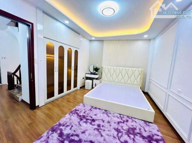 🆘🆘SIÊU GẦN PHỐ!15 M RA PHỐ -4 TẦNG ĐỘI CẤN - BA ĐÌNH-CHỈ HƠN 7 TỶ - 3