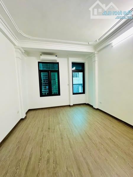 QUẬN 1 PHƯỜNG NGUYỄN CƯ TRINH - BÁN NHÀ 4 TẦNG, MẶT TIỀN CẬN, NGAY CỤC QUẢN LÝ XUẤT NHẬP C - 3