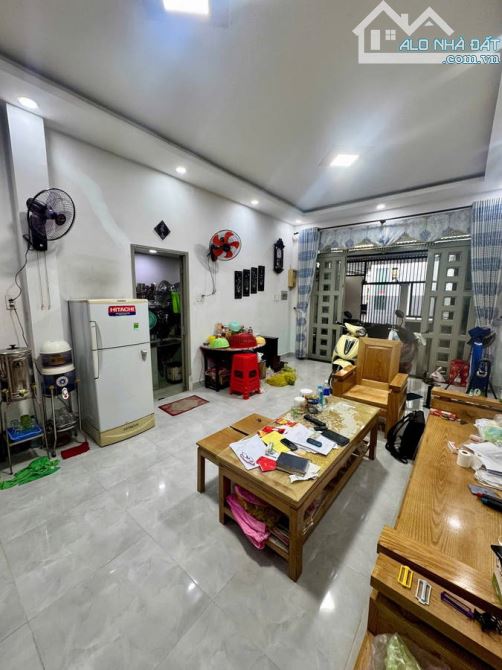 Nhà 2 tầng ngang khủng 6m-60m2-hẻm Thống Nhất hàng xóm city land Gò Vấp -chính chủ 30 năm - 3