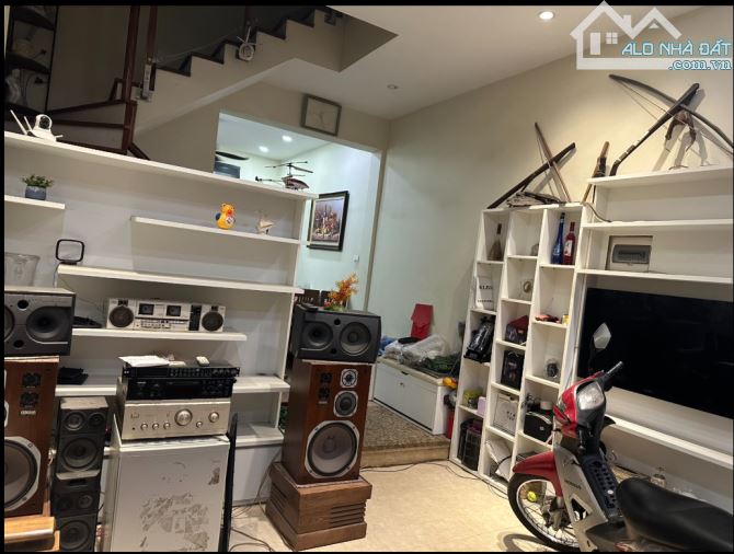 Bán nhà phố Giáp Bát-49m2 , xây 4 tầng. Giá thương lượng - 3