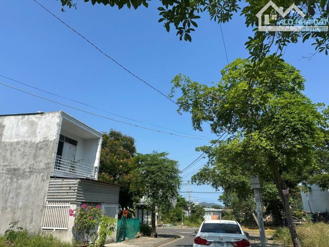 🔥TĐC Đất Lành mặt tiền đường nhựa 10m. Lô sạch đẹp. Giá chỉ: 2 tỷ 550 triệu - 3
