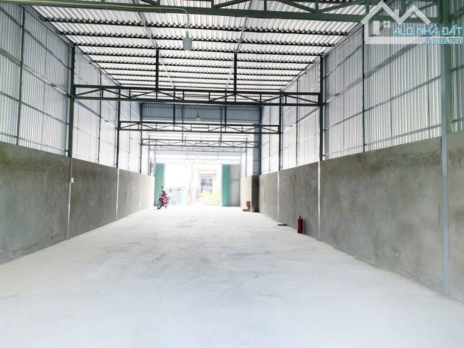 Nhà xưởng đang cho thuê 6.5tr/tháng ngay Tân Phú Trung, Củ Chi giá 670trieu dt 210m2 - 3