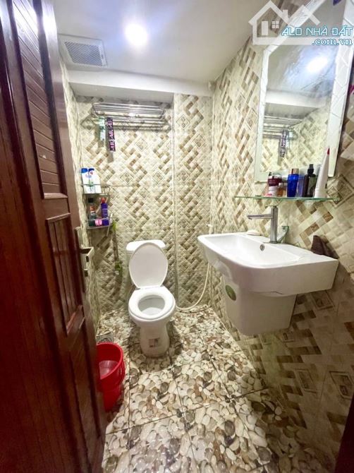 Bán nhà đường Văn Cao, DTSD 56m, giá nhỉnh 4 tỷ - 3
