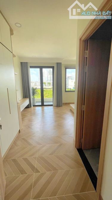 Siêu Phẩm Nhà Đẹp Thang Máy, 90m², 4 Tầng, Mặt Tiền Đường D, Quận 7, Chỉ Nhỉnh 14 Tỷ - 3