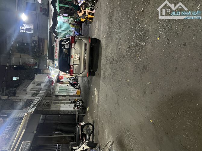 NHÀ ĐẸP HAI BÀ TRƯNG - 4 TẦNG – HẺM XE TẢI 16M – 72M2. Giá: 14,5 tỷ - 3