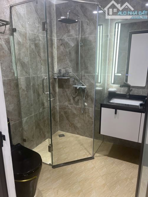 CHÍNH CHỦ GỬI BÁN NHÀ PHÂN LÔ KHU B YÊN NGHĨA-NGAY GẦN BẾN XE,DT 45M×7 TẦNG,THANG MÁY - 3