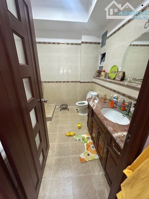 Bán gấp nhà đẹp ở ngay mặt tiền khu đường số, có Hầm, 130m2, 7T, ngang 6.5m, chỉ 25.7 tỷ. - 3