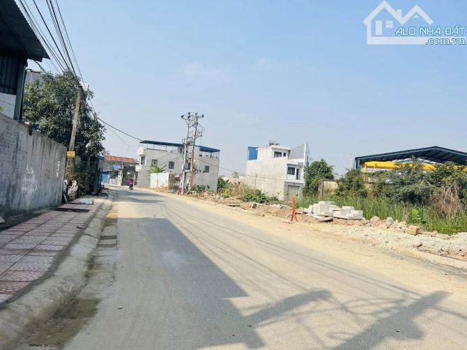 Bán lô đất cạnh trục chính Xã Nam Sơn, An Dương  119m giá 2,3x tỷ - 3