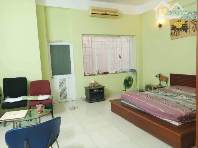 Ô TÔ NGỦ NHÀ - 4 TẦNG - 6,5M x 17M - NỞ HẬU - NGAY CHỢ GÒ VẤP - CITYLAND - SÂN BAY 5P - 3